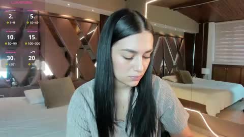 Snapshot of carina_rossi chatting on September 2025 12:39:02 PM Carina online show from September 2025 12:39:02 PM