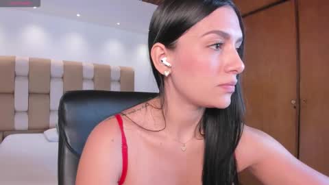 Snapshot of carina_rossi chatting on October 2025 12:27:02 PM Carina online show from October 2025 12:27:02 PM