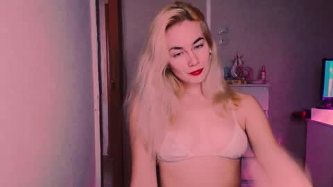 Carin online show from October 2025 07:49:02 AM