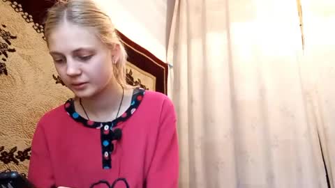 Kira online show from April 2026 02:47:02 AM