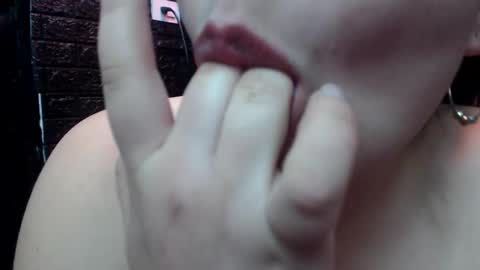 carla_999 online show from October 2025 02:04:02 PM