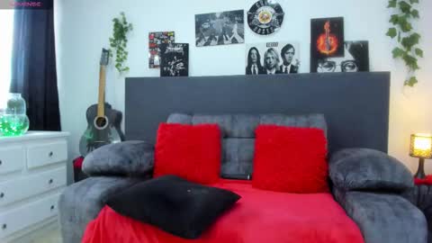 Snapshot of carla_gsex chatting on October 2025 09:24:01 PM Carla online show from October 2025 09:24:01 PM