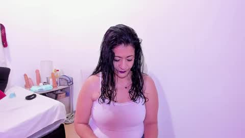 Carla online show from December 2024 10:45:01 PM