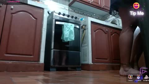 carlajames_1 online show from February 2025 01:05:02 AM