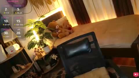 CARLA online show from November 2025 04:23:01 PM