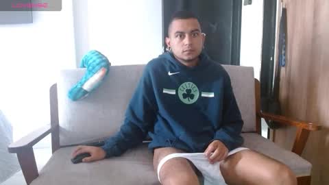 carlandelli1 online show from February 2026 01:29:02 PM