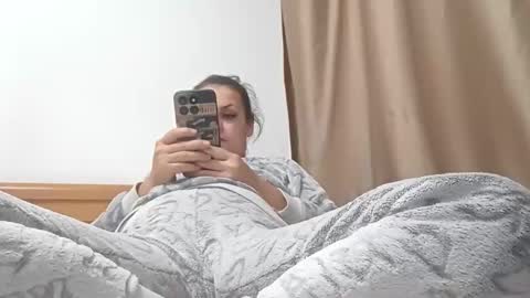 Snapshot of carlasweet00 chatting on October 2025 09:34:02 PM carlasweet00 online show from October 2025 09:34:02 PM