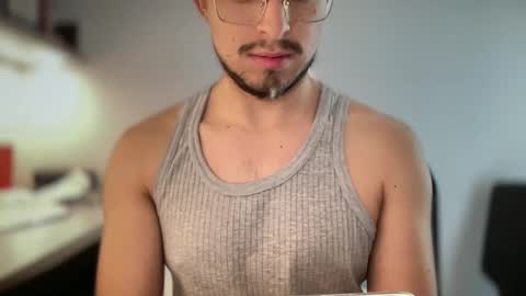 carlcarlinches4 online show from December 2025 02:34:02 PM