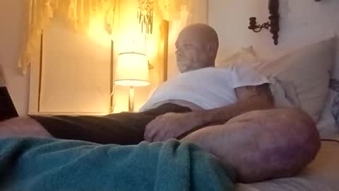 carldhammers online show from December 2025 09:04:01 AM