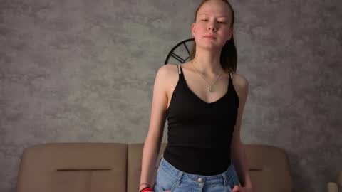 Snapshot of carleenalfredo chatting on April 2026 06:05:02 PM Kate - online show from April 2026 06:05:02 PM