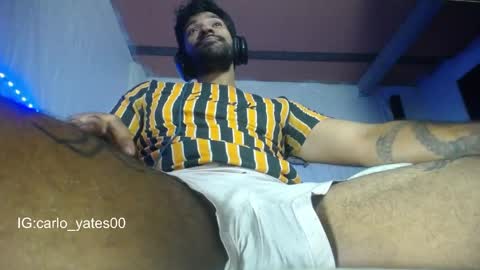 Snapshot of carlo_yates27 chatting on May 2026 07:41:01 PM carlo yates thx for help me to reach 100 thumps up online show from May 2026 07:41:01 PM