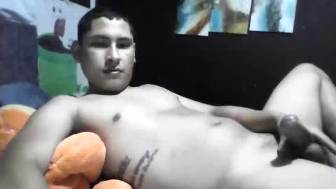 carlos221230807825 online show from May 2026 07:58:02 AM