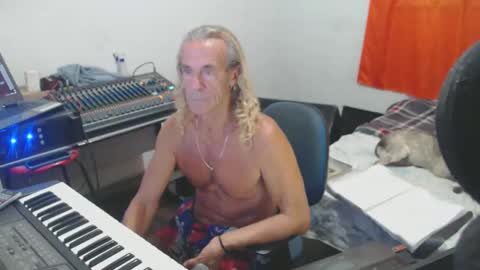 carlos online show from March 2026 02:11:01 AM