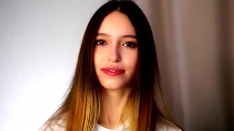 Emily online show from March 2026 04:17:02 AM