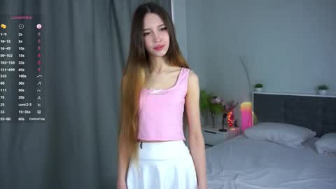 Snapshot of carlottabradney chatting on April 2026 04:32:01 AM Emily online show from April 2026 04:32:01 AM