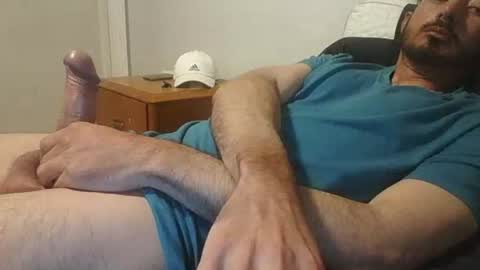 Snapshot of carloxxx24 chatting on October 2025 04:13:01 AM DBX online show from October 2025 04:13:01 AM