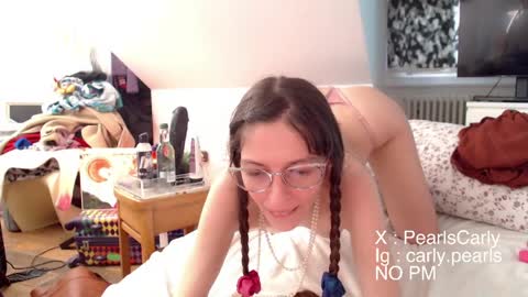 Carly Pearls online show from May 2026 04:20:02 AM