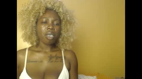 Snapshot of carlyscoop chatting on April 2026 07:55:02 PM carlyscoop online show from April 2026 07:55:02 PM