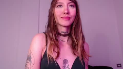 Snapshot of carmennrusso chatting on June 2026 08:54:01 PM carmennrusso online show from June 2026 08:54:01 PM