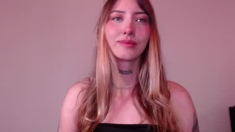 Snapshot of carmennrusso chatting on July 2026 12:24:01 AM carmennrusso online show from July 2026 12:24:01 AM