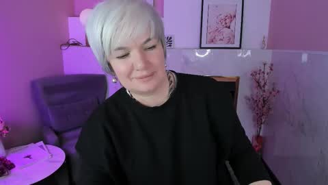 Carmen online show from March 2026 09:20:02 PM