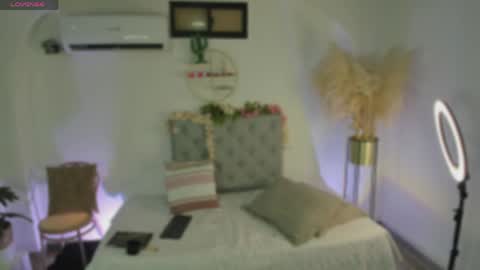 CARMILLA ROSS online show from May 2026 01:26:01 PM