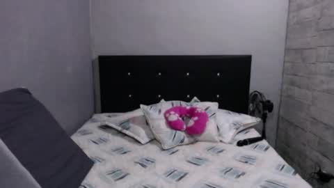 Caro milf  online show from April 2026 11:21:01 AM