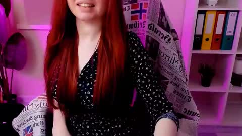 Snapshot of carol_carmen chatting on November 2025 08:56:01 AM Carol online show from November 2025 08:56:01 AM
