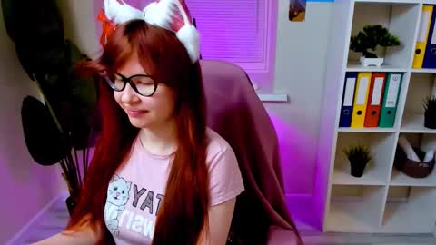 Snapshot of carol_carmen chatting on January 2026 04:18:01 AM Carol online show from January 2026 04:18:01 AM
