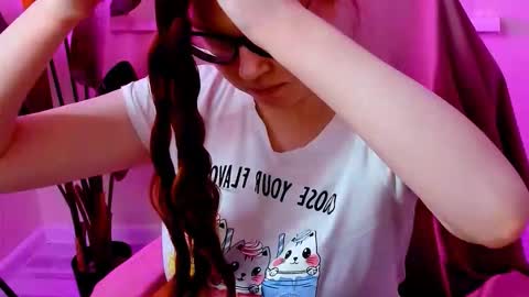 Snapshot of carol_carmen chatting on February 2026 04:38:02 PM Carol online show from February 2026 04:38:02 PM
