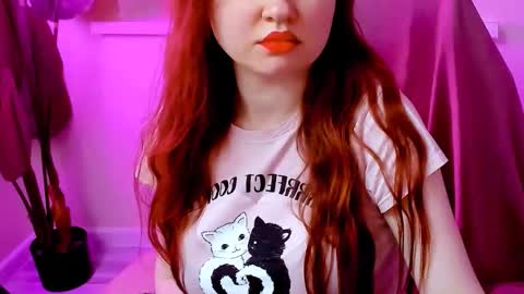 Snapshot of carol_carmen chatting on February 2026 07:23:01 AM Carol online show from February 2026 07:23:01 AM