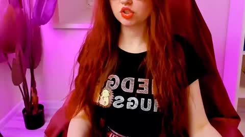 Snapshot of carol_carmen chatting on March 2026 12:28:01 AM Carol online show from March 2026 12:28:01 AM