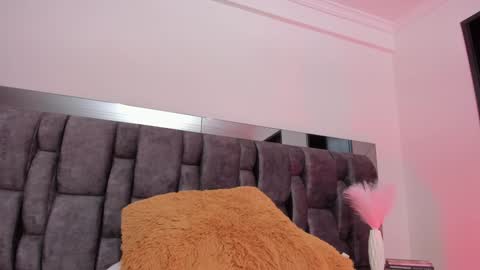 Snapshot of carol_horny chatting on January 2025 05:18:02 AM Carol  online show from January 2025 05:18:02 AM