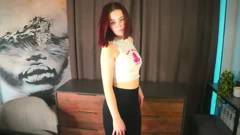 Snapshot of carolannkrager chatting on October 2025 11:09:01 AM Hi Im Stasy Glad to see you in my room PVT is open online show from October 2025 11:09:01 AM
