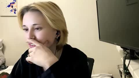 Snapshot of carolcaci chatting on November 2025 04:46:01 PM Call me Carol online show from November 2025 04:46:01 PM