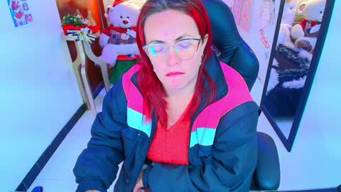 Carolin  online show from December 2024 06:47:01 AM