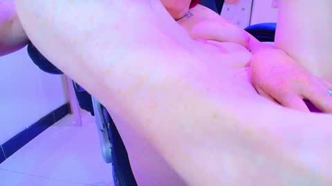 Carolin  online show from December 2024 10:13:02 AM