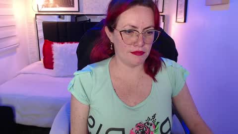 Carolin  online show from December 2024 11:03:02 PM