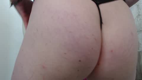 Carolin  online show from December 2024 07:06:02 AM