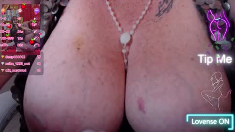 Carolin  online show from January 2025 09:27:01 AM