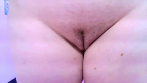 Carolin  online show from January 2025 09:23:01 AM