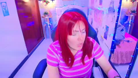 Carolin  online show from January 2025 09:25:02 AM