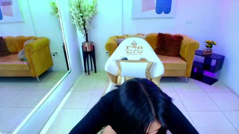 CAROLINA.  online show from April 2026 12:56:01 PM