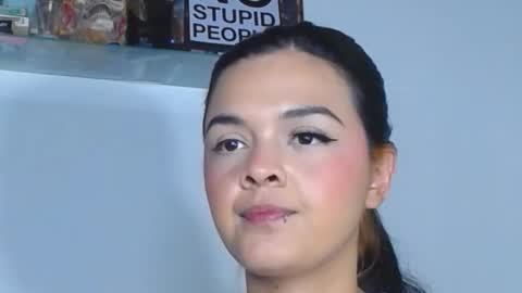 Snapshot of carolina_ml chatting on October 2025 05:02:02 PM CarolinaM online show from October 2025 05:02:02 PM