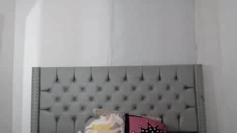 Carolina online show from January 2025 03:26:02 AM