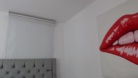 Carolina online show from January 2025 07:35:01 PM