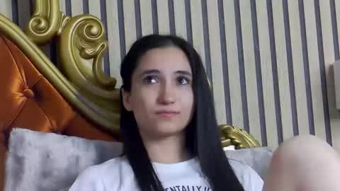 carolinahart online show from April 2026 07:07:02 PM