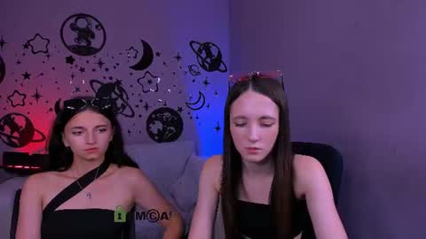 Snapshot of caroline_honeyy chatting on July 2026 11:16:02 AM Caroline online show from July 2026 11:16:02 AM