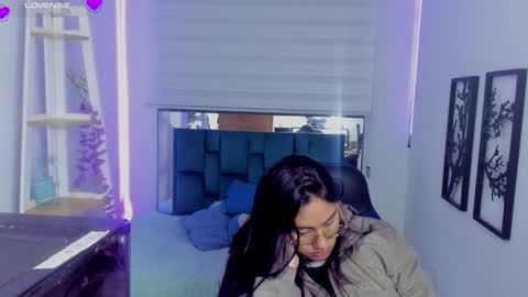 caroline_rodriguez_9 online show from February 2026 12:47:02 AM