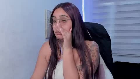 caroline_rodriguez_9 online show from July 2026 06:56:01 PM